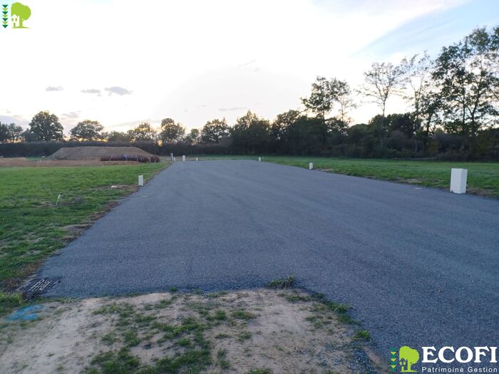 Parcelles à bâtir à vendre - Bressuire Terrain/Étang|Terrain/Étang