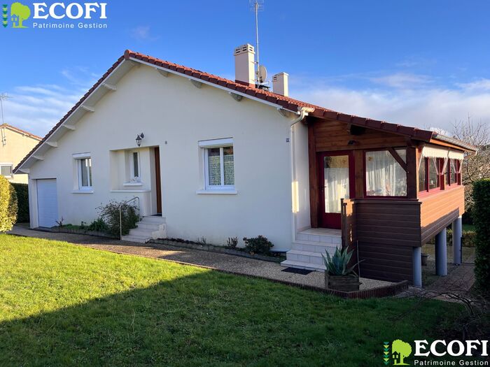 Jolie maison sur sous-sol à vendre - Cerizay, Cerizay Centre-ville Maison|Maison