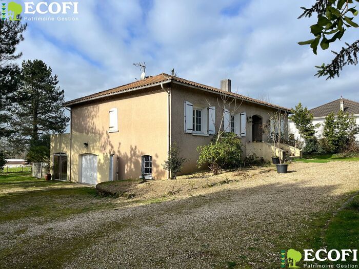 Jolie maison proche centre-ville à vendre - Bressuire Centre-ville Maison|Maison