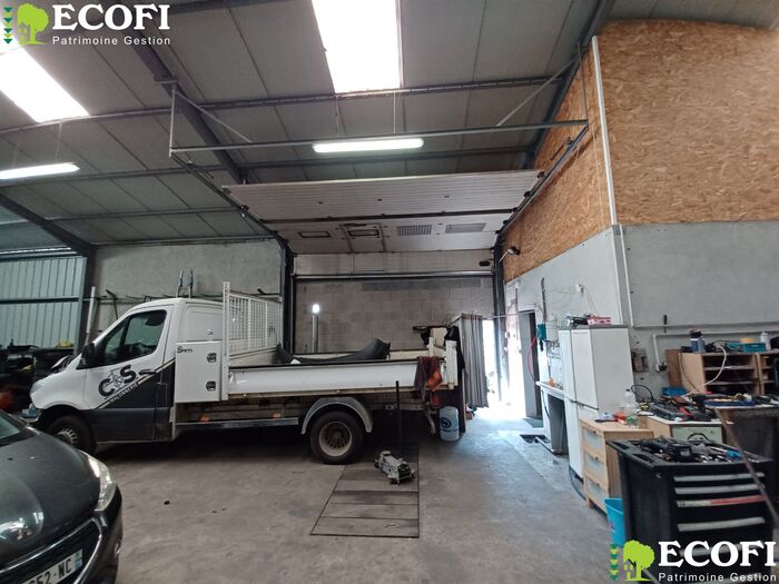Local industriel à vendre - Bressuire Local commercial/Bureau|Local commercial/Bureau