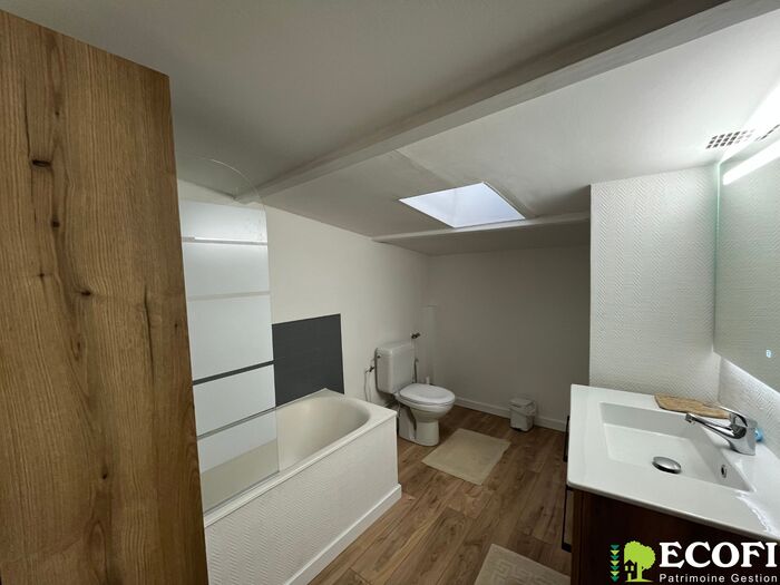 Ensemble  commercial à vendre - Bressuire Centre-ville Local commercial/Bureau|Local commercial/Bureau