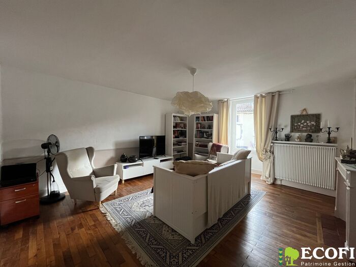 Ensemble  commercial à vendre - Bressuire Centre-ville Local commercial/Bureau|Local commercial/Bureau