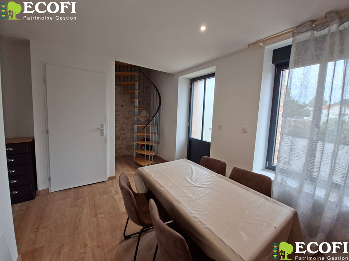 Jolie maison rénovée à vendre - Bressuire Maison|Maison
