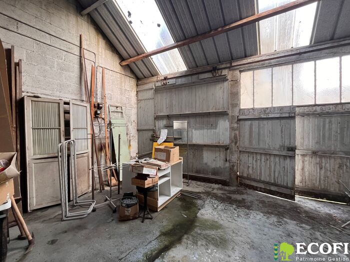 Garage idéalement situé à vendre - Autre Garage/Parking|Garage/Parking