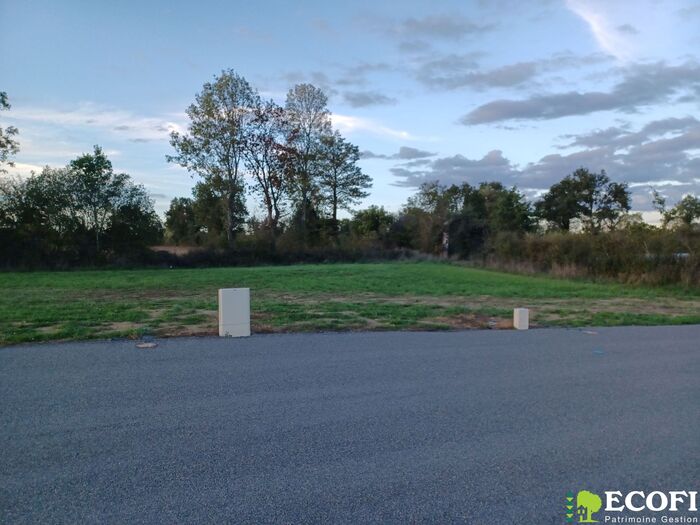 Parcelles à bâtir à vendre - Bressuire Terrain/Étang|Terrain/Étang