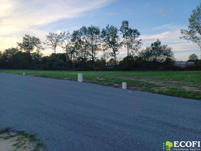 Parcelles à bâtir à vendre - Bressuire Terrain/Étang|Terrain/Étang