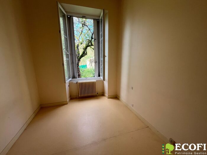 Ensemble immobilier à rénover à vendre - Bressuire Longère/Grange/Propriété|Longère/Grange/Propriété