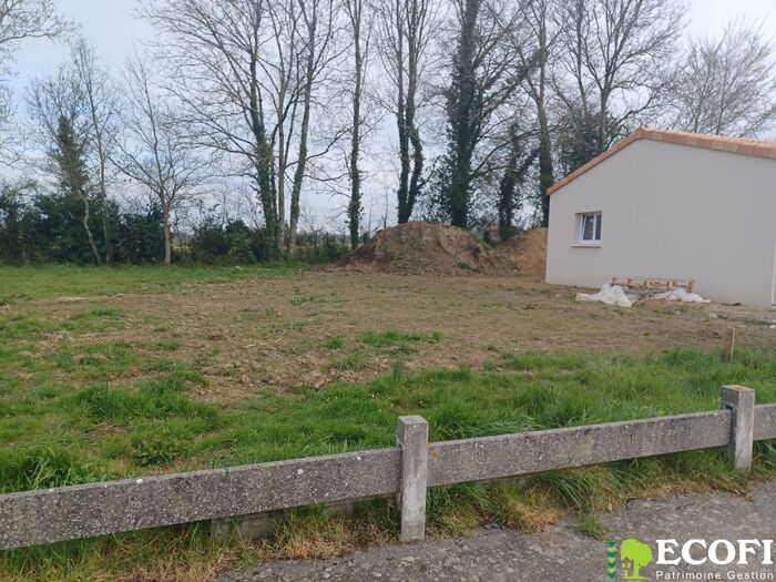 Parcelles à bâtir à vendre - Cerizay, Moncoutant sur Sèvre / La Chapelle Saint Laurent Terrain/Étang|Terrain/Étang