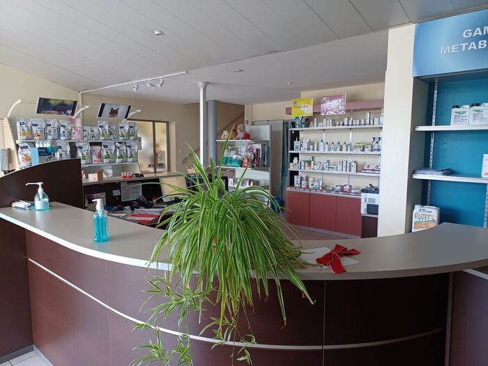 Bâtiment professionnel à vendre - Cerizay Local commercial/Bureau|Local commercial/Bureau