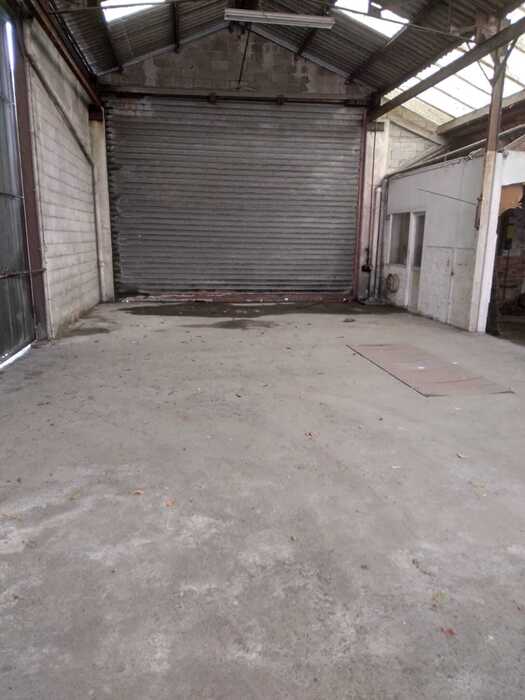 Local industriel à vendre - Bressuire, Bressuire Centre-ville Local commercial/Bureau|Local commercial/Bureau