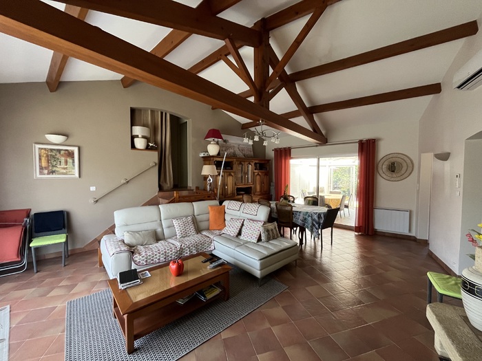 Jolie maison sur la côte à vendre - Autre |