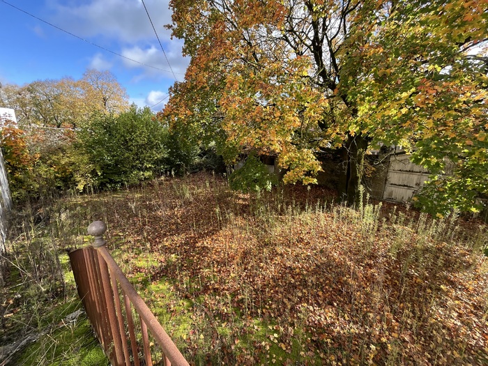 Ensemble immobilier à rénover à vendre - Bressuire |