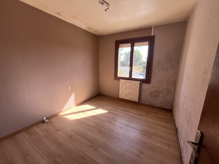 Ensemble immobilier à vendre - Moncoutant sur Sèvre / La Chapelle Saint Laurent |