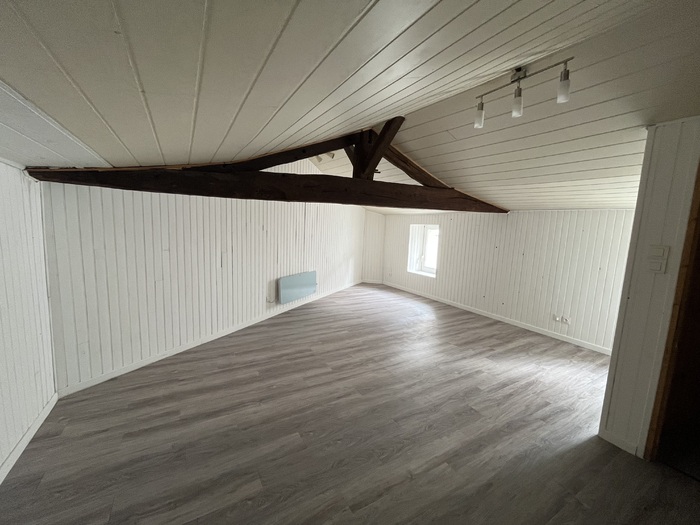 Maison de bourg renovée à vendre - Bressuire |