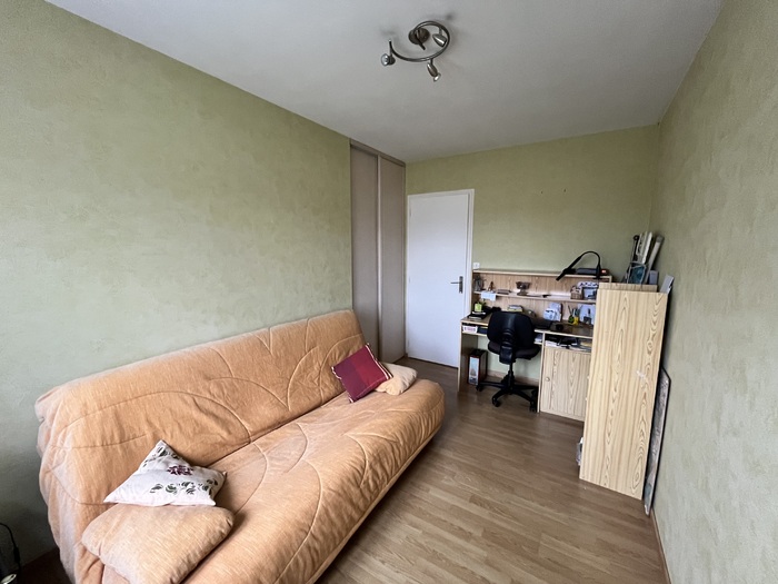 Pavillon sur sous-sol à vendre - Nueil les Aubiers |