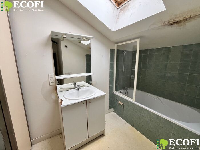 Ensemble immobilier à rénover à vendre - Bressuire Maison|Maison