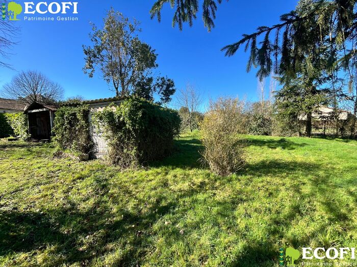 Terrain à viabiliser à vendre - Moncoutant sur Sèvre / La Chapelle Saint Laurent Terrain/Étang|Terrain/Étang