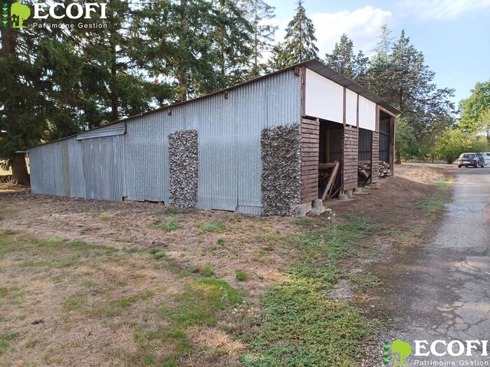 Ensemble immobilier à vendre - Bressuire Local commercial/Bureau|Local commercial/Bureau