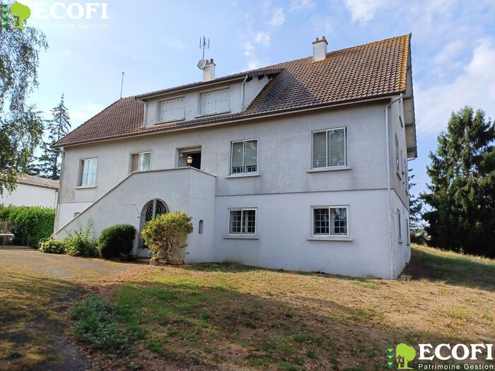 Ensemble immobilier à vendre - Bressuire Local commercial/Bureau|Local commercial/Bureau