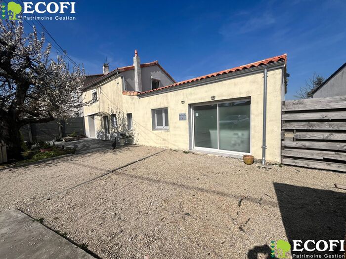 Jolie maison avec accès plain-pied à vendre - Bressuire Maison|Maison