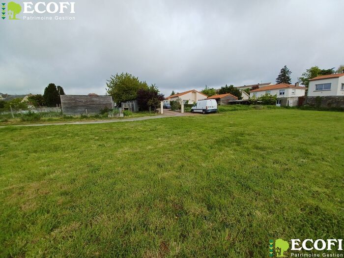 Terrain constructible à vendre - Bressuire Terrain/Étang|Terrain/Étang