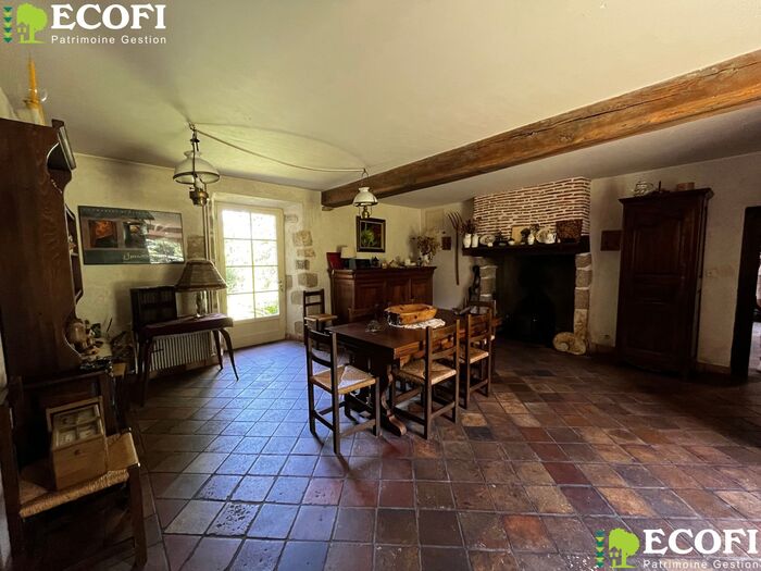 Logis de caractère à vendre - Parthenay Longère/Grange/Propriété|Longère/Grange/Propriété