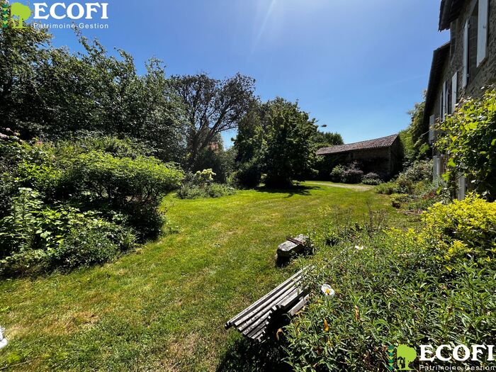 Logis de caractère à vendre - Parthenay Longère/Grange/Propriété|Longère/Grange/Propriété