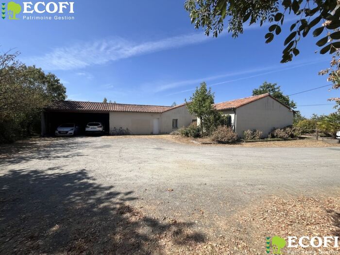 Joli pavillon au calme à vendre - Bressuire Maison|Maison