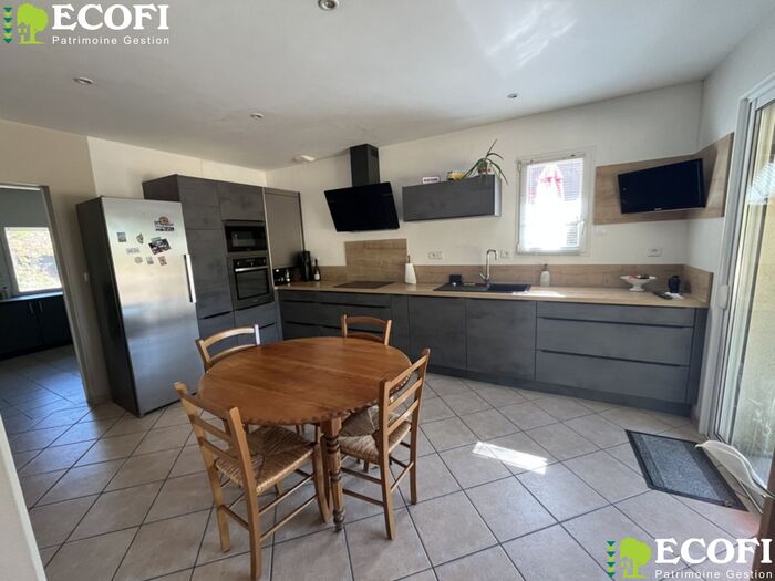 Joli pavillon au calme à vendre - Bressuire Maison|Maison