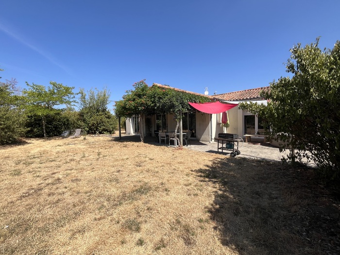 Joli pavillon au calme à vendre - Bressuire Maison|Maison