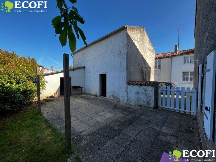 Maison de ville à vendre - Nueil les Aubiers Maison|Maison