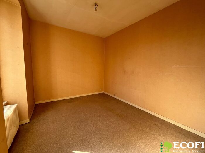 Ensemble immobilier à rénover à vendre - Bressuire Longère/Grange/Propriété|Longère/Grange/Propriété