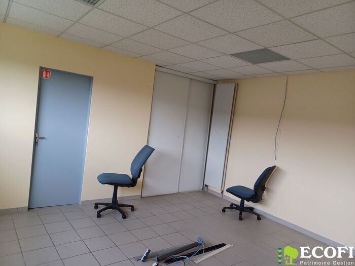 Bâtiment professionnel à vendre - Cerizay Local commercial/Bureau|Local commercial/Bureau