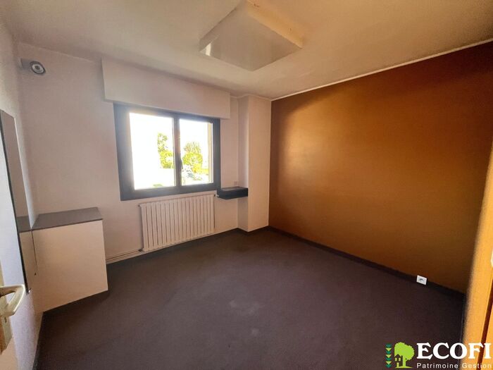 Ensemble immobilier à vendre - La Chataigneraie Maison|Maison