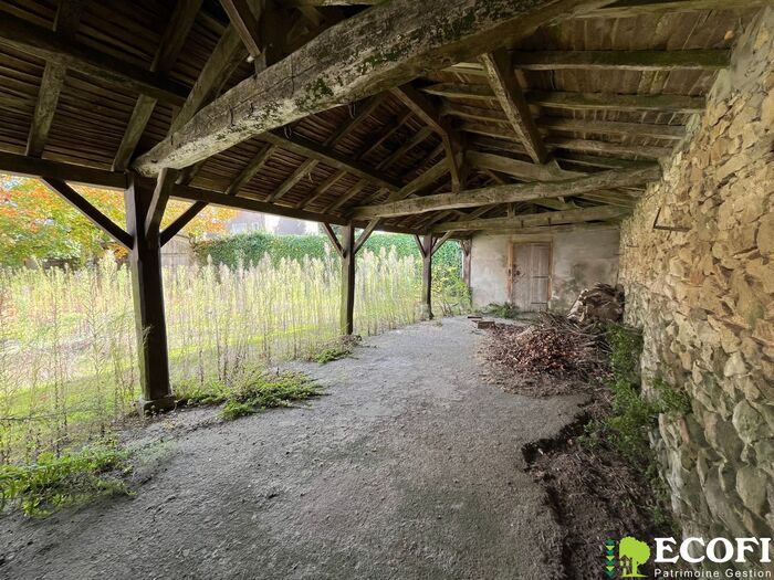 Ensemble immobilier à rénover à vendre - Bressuire Longère/Grange/Propriété|Longère/Grange/Propriété