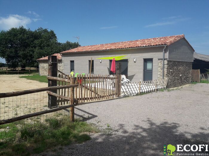 Ensemble immobilier au calme à vendre - Bressuire Maison|Maison