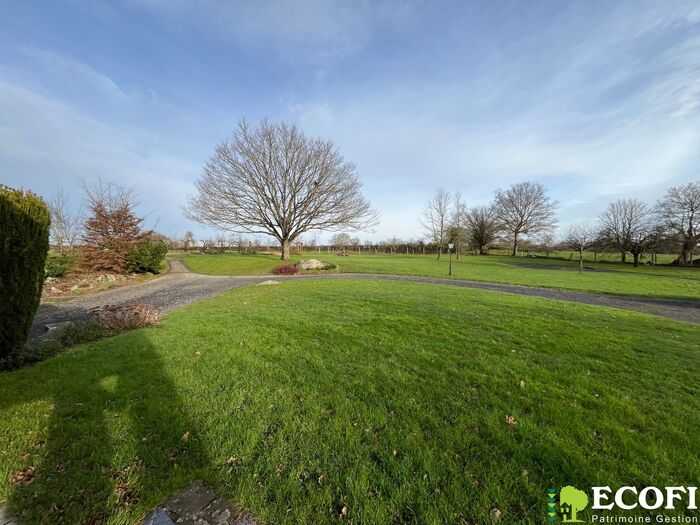 Grande maison au calme à vendre - Nueil les Aubiers Maison|Maison