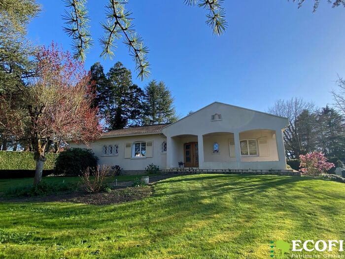 Maison de caractère à vendre - Cerizay, Cerizay Centre-ville Maison|Maison