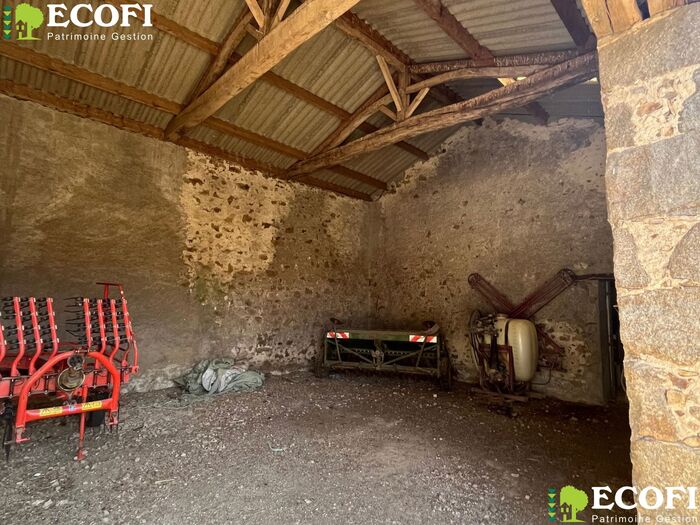 Longère à rénover à vendre - Bressuire Longère/Grange/Propriété|Longère/Grange/Propriété
