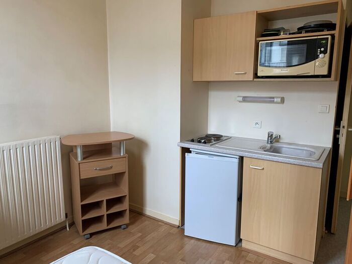 Studio meublé à louer - Cerizay, Cerizay Centre-ville |