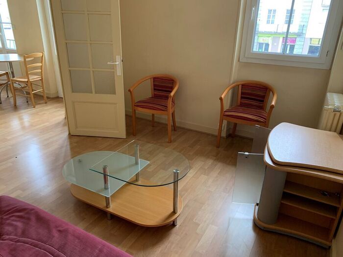 Appartement T2 meublé à louer - Cerizay, Cerizay Centre-ville |