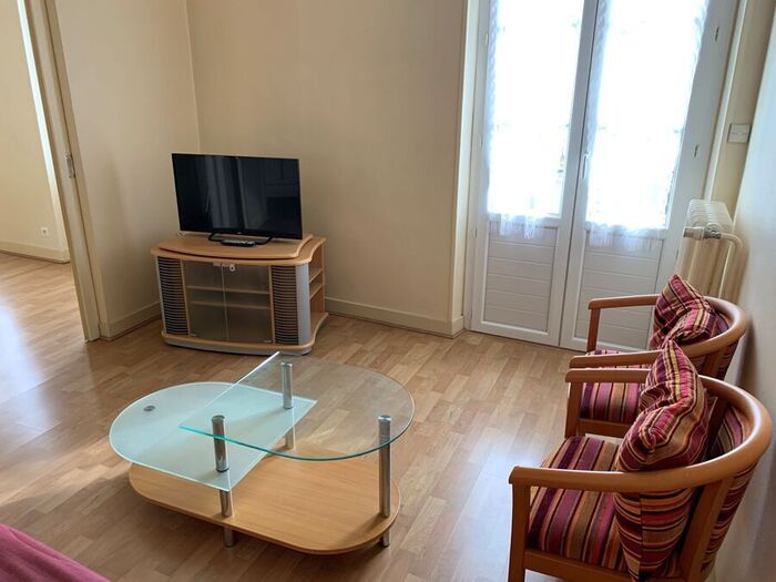 Appartement T2 meublé à louer - Cerizay Centre-ville |