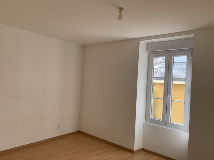 Appartement de Type 2 à louer - Bressuire Centre-ville |